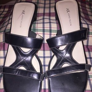 Once worn Anne Klein sandles. 8 1/2. color black.